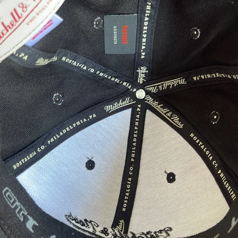 New with tags Mitchell & Ness Black Cap